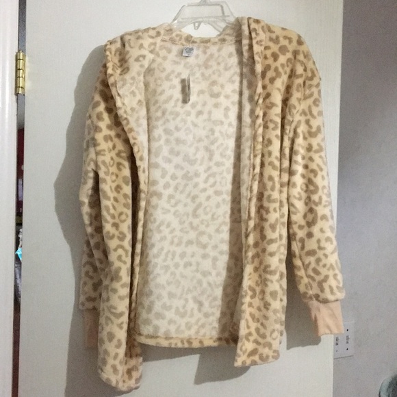 Cold Crush Sweaters - NWT L/S Sz medium cardigan
